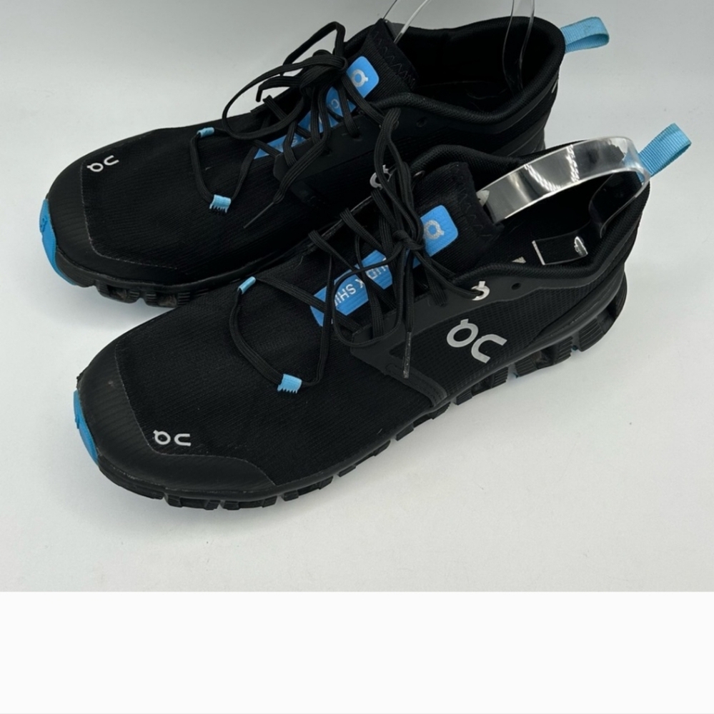 On Running Cloud X 3 Shift
Black Niagara Men’s Size 8.5